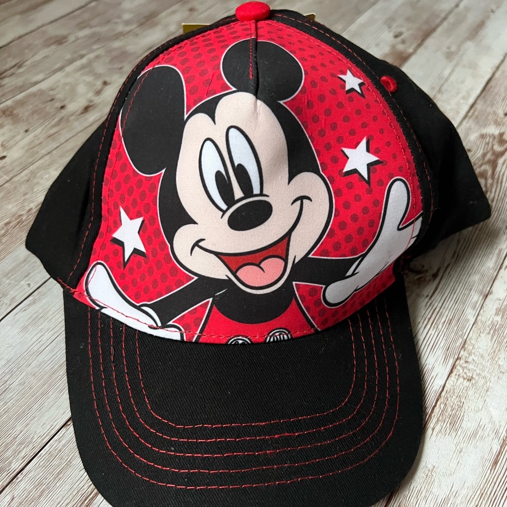 NEW Disney Mickey Mouse Cap